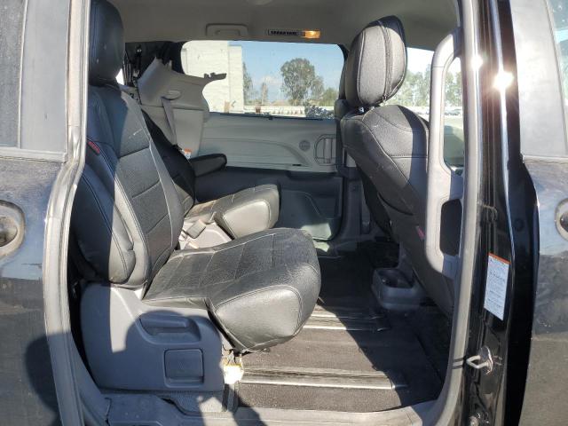 2021 TOYOTA SIENNA LE 5TDKRKEC0MS047447