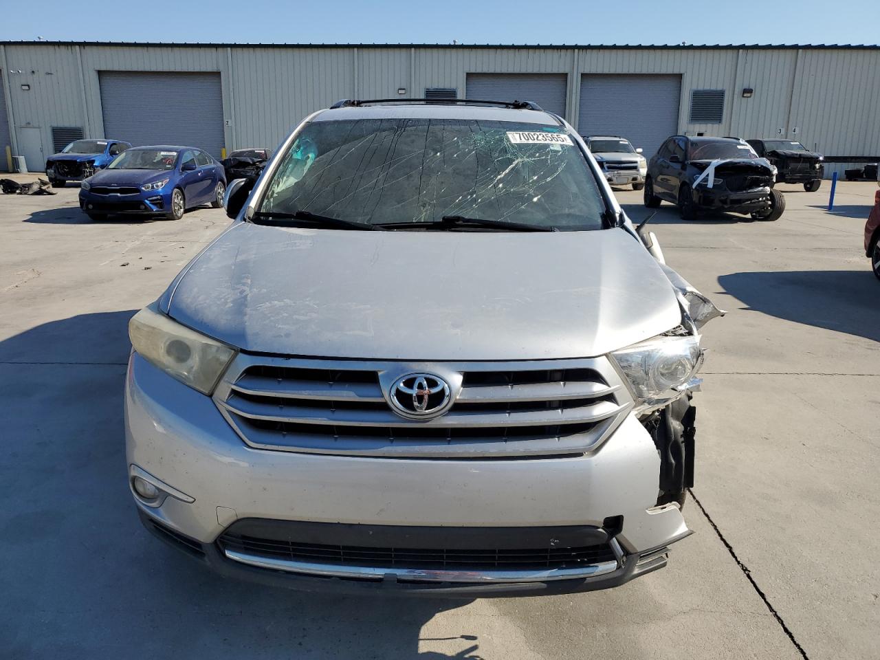 TOYOTA HIGHLANDER BASE