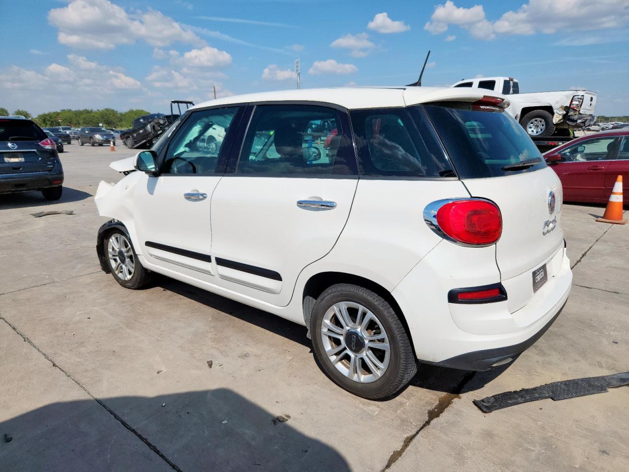 FIAT 500L POP