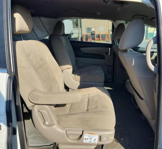 2016 HONDA ODYSSEY SE 5FNRL5H32GB154957
