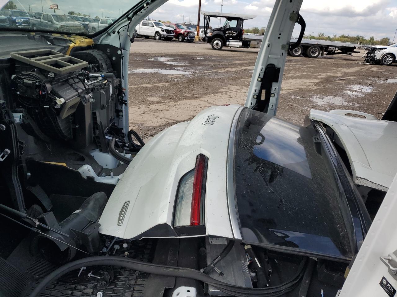 JEEP GRAND WAGONEER L SERIES III