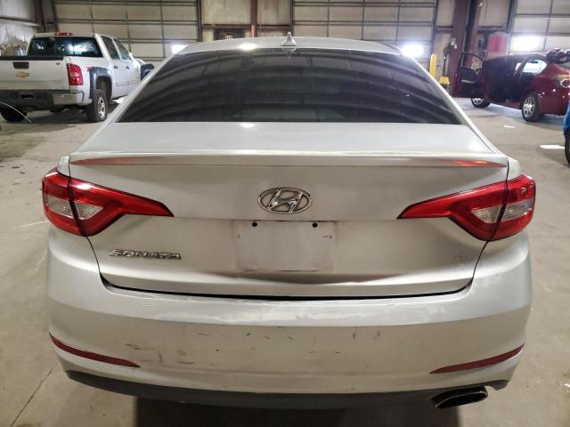 2015 HYUNDAI SONATA SE 5NPE24AF3FH204359