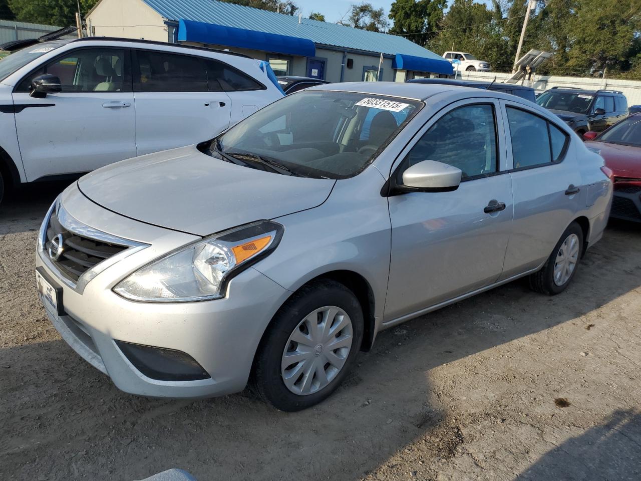 NISSAN VERSA S