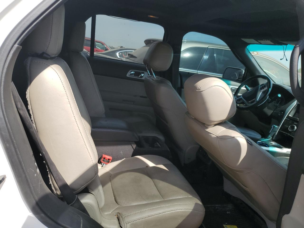 FORD EXPLORER LIMITED