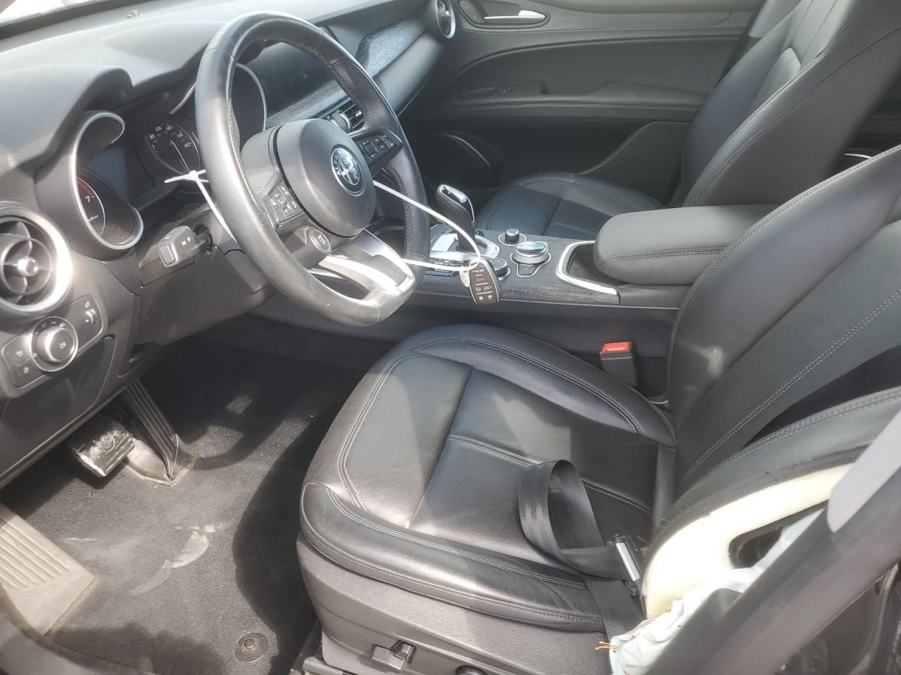 ALFA ROMEO STELVIO SPORT