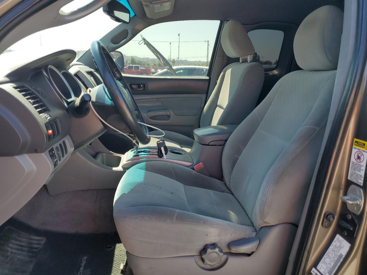 TOYOTA TACOMA PRERUNNER ACCESS CAB