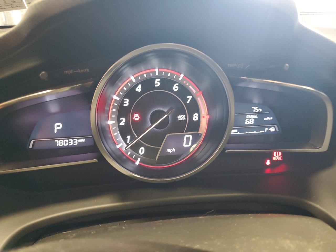 MAZDA 3 GRAND TOURING