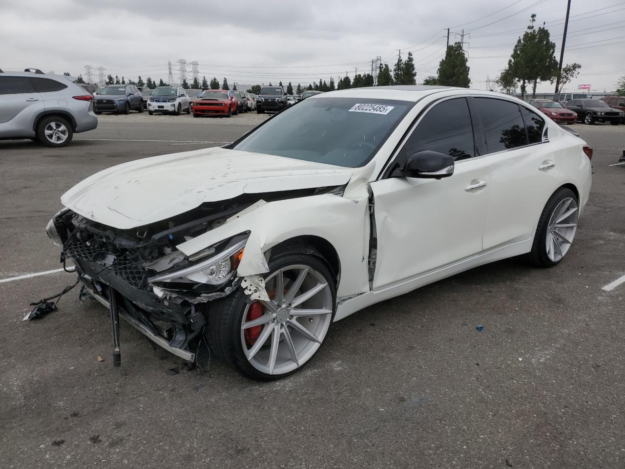 INFINITI Q50 RED SPORT 400