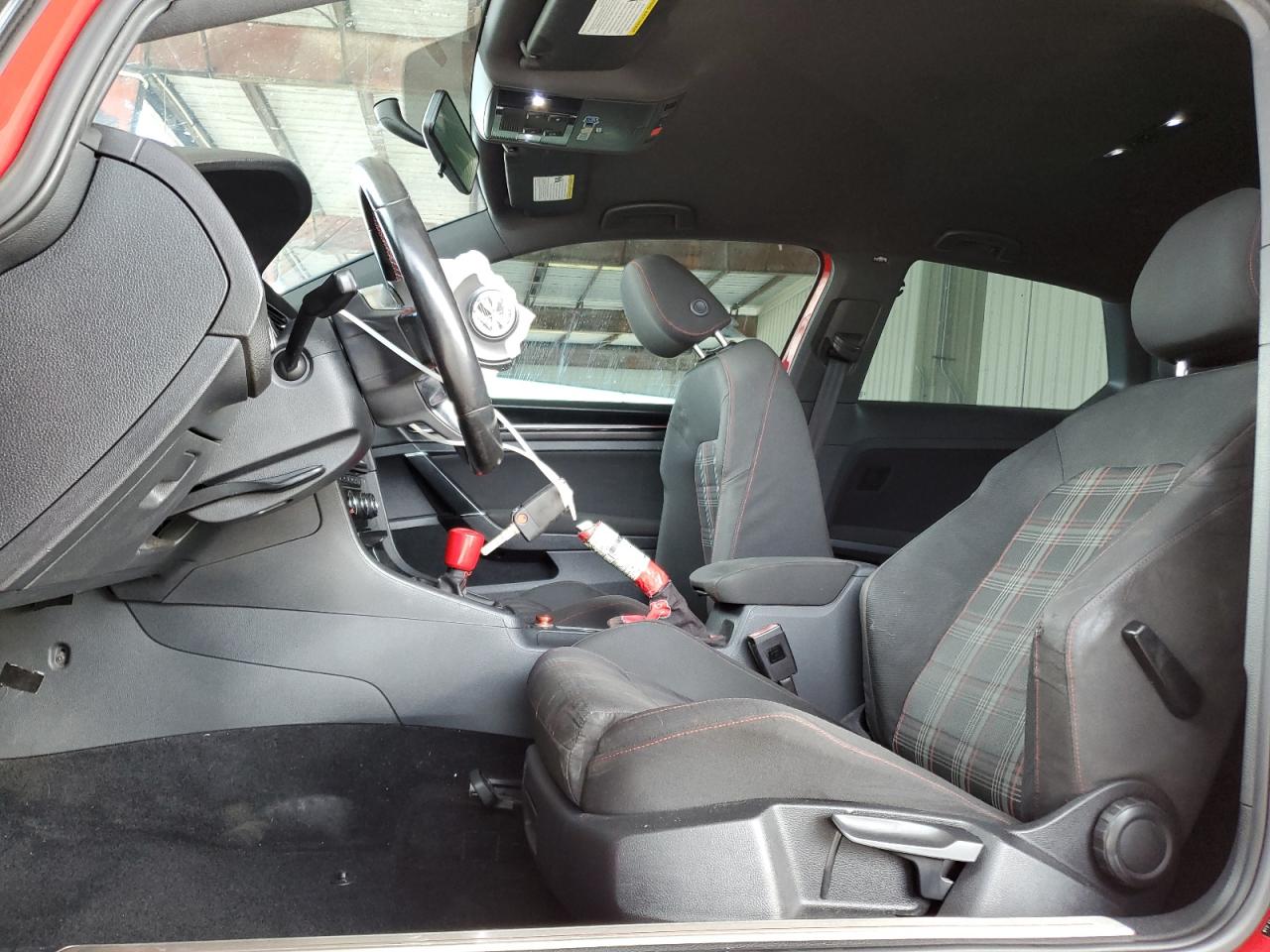 VOLKSWAGEN GOLF GTI S/SE