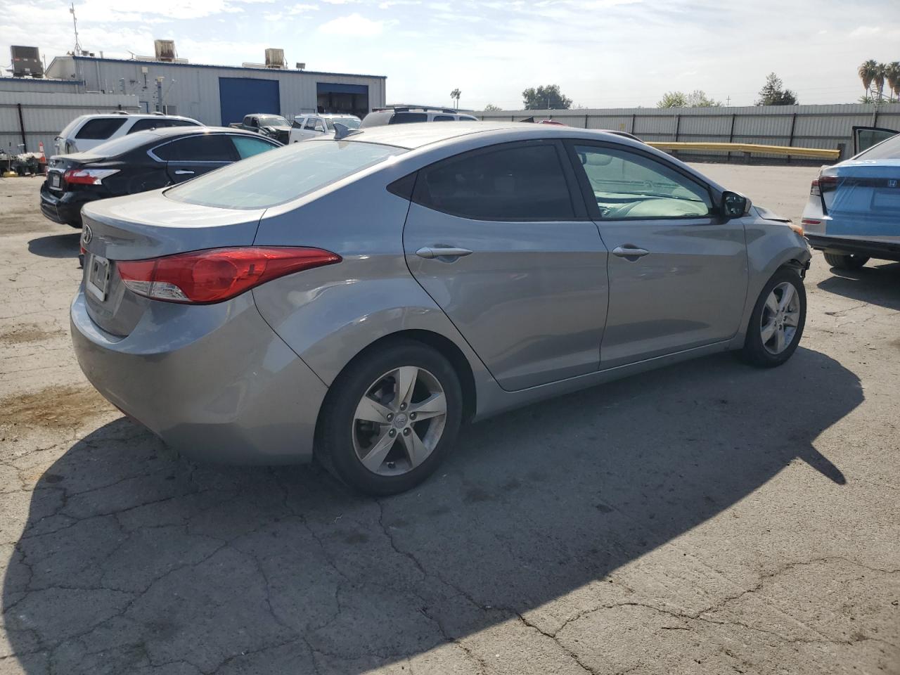 HYUNDAI ELANTRA GLS
