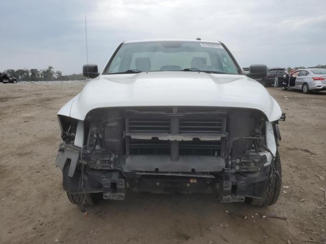 2018 RAM 1500 ST 3C6JR6DGXJG244117