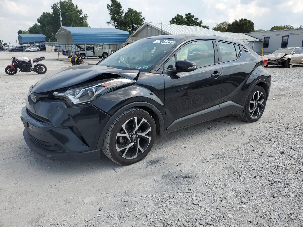 TOYOTA C-HR XLE