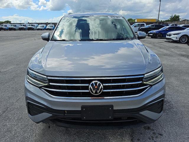 2022 VOLKSWAGEN TIGUAN SE 3VV2B7AX1NM156027