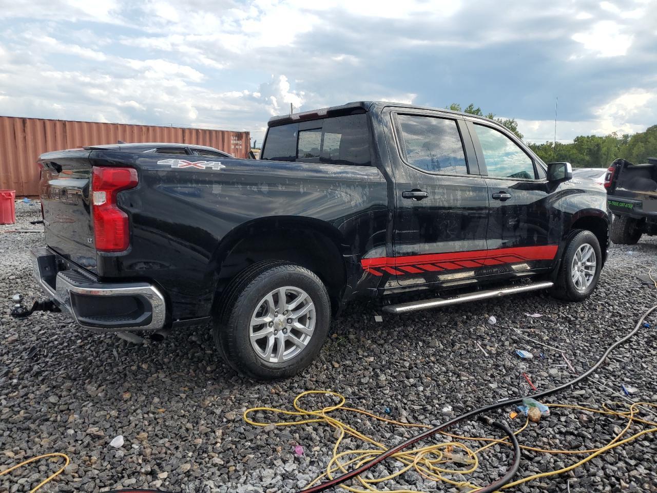 CHEVROLET SILVERADO K1500 LT