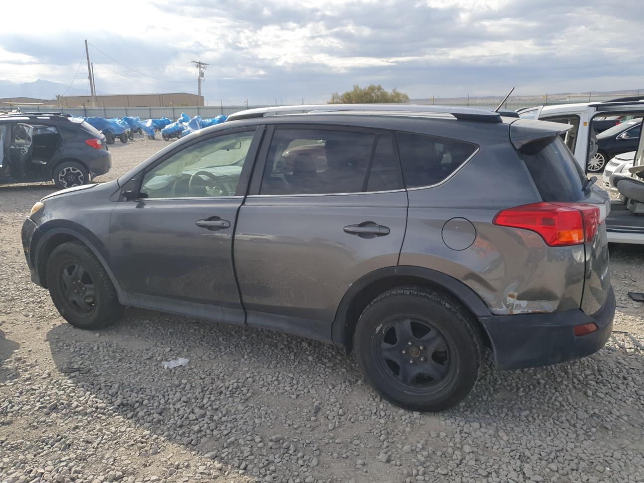 TOYOTA RAV4 LE