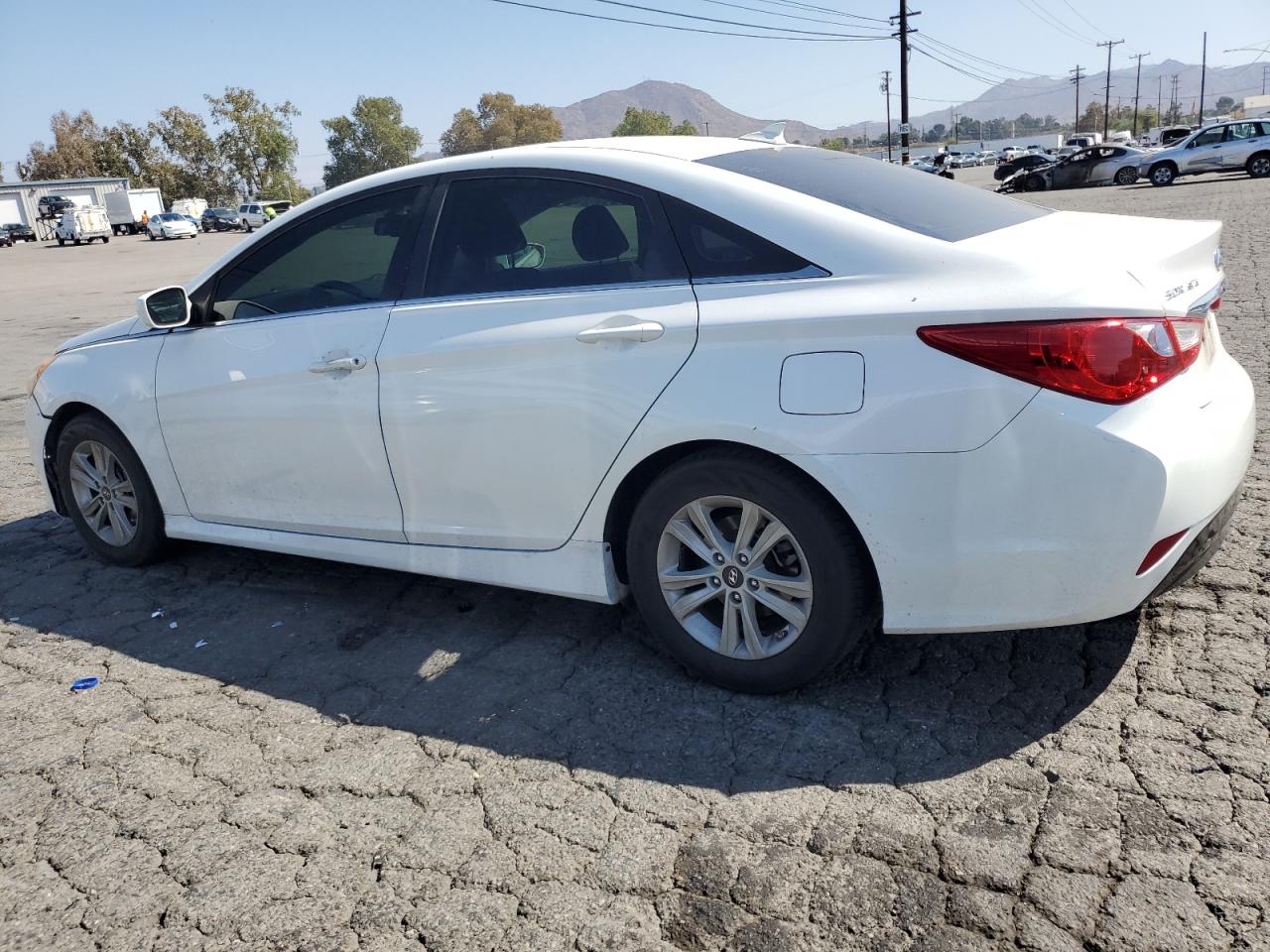Lot #3309650924 2014 HYUNDAI SONATA GLS