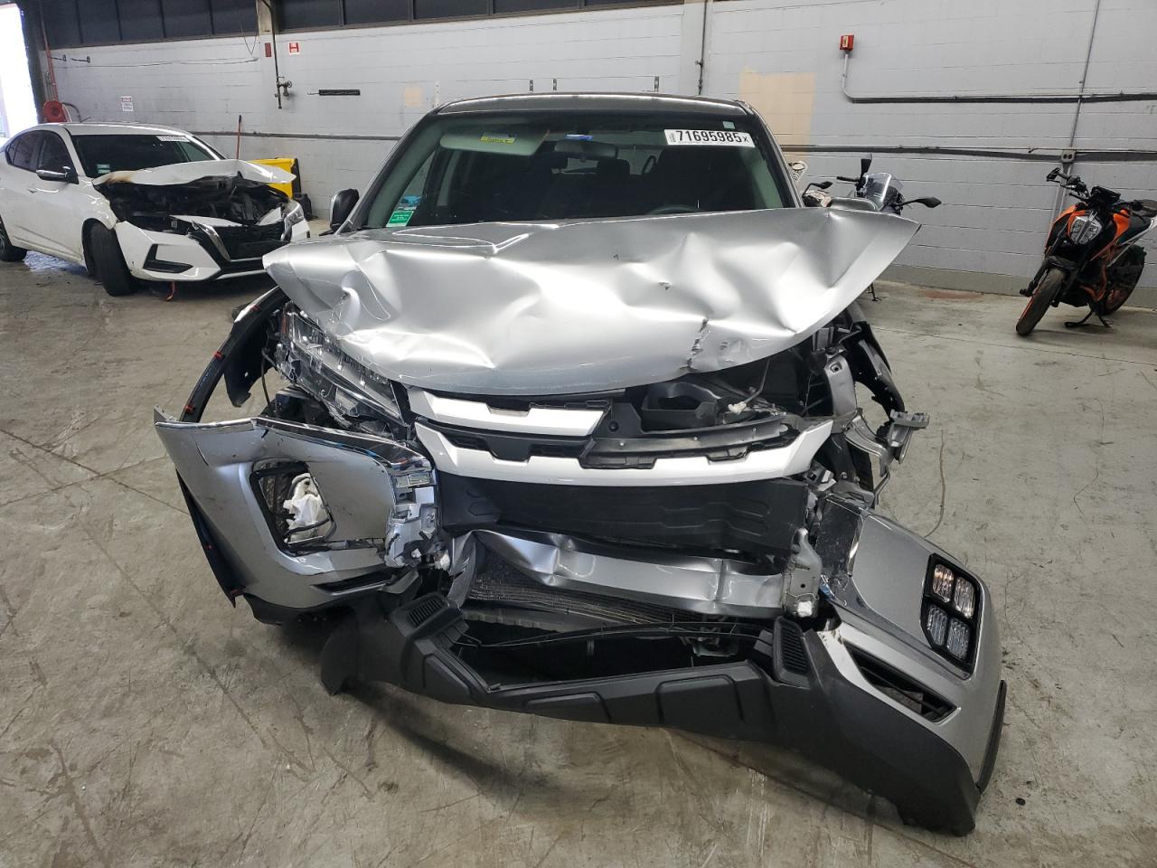 MITSUBISHI OUTLANDER ES