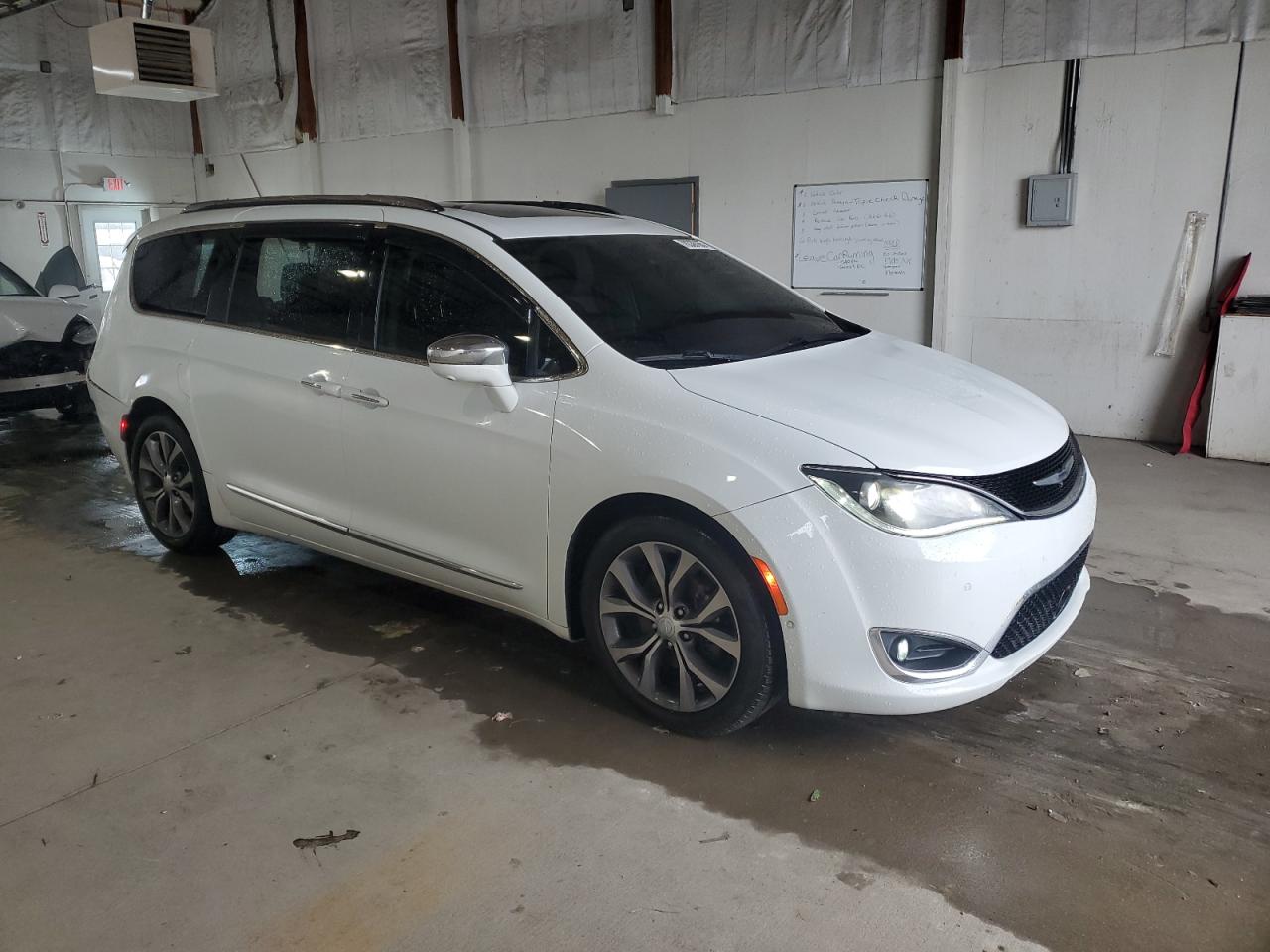 CHRYSLER PACIFICA LIMITED