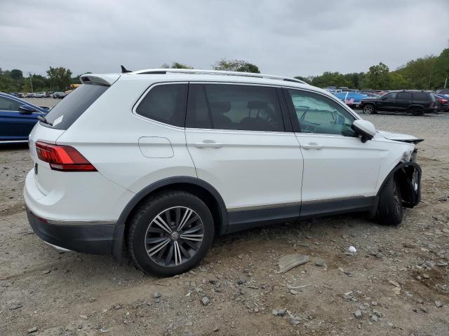 2018 VOLKSWAGEN TIGUAN SE - 3VV2B7AX1JM084269