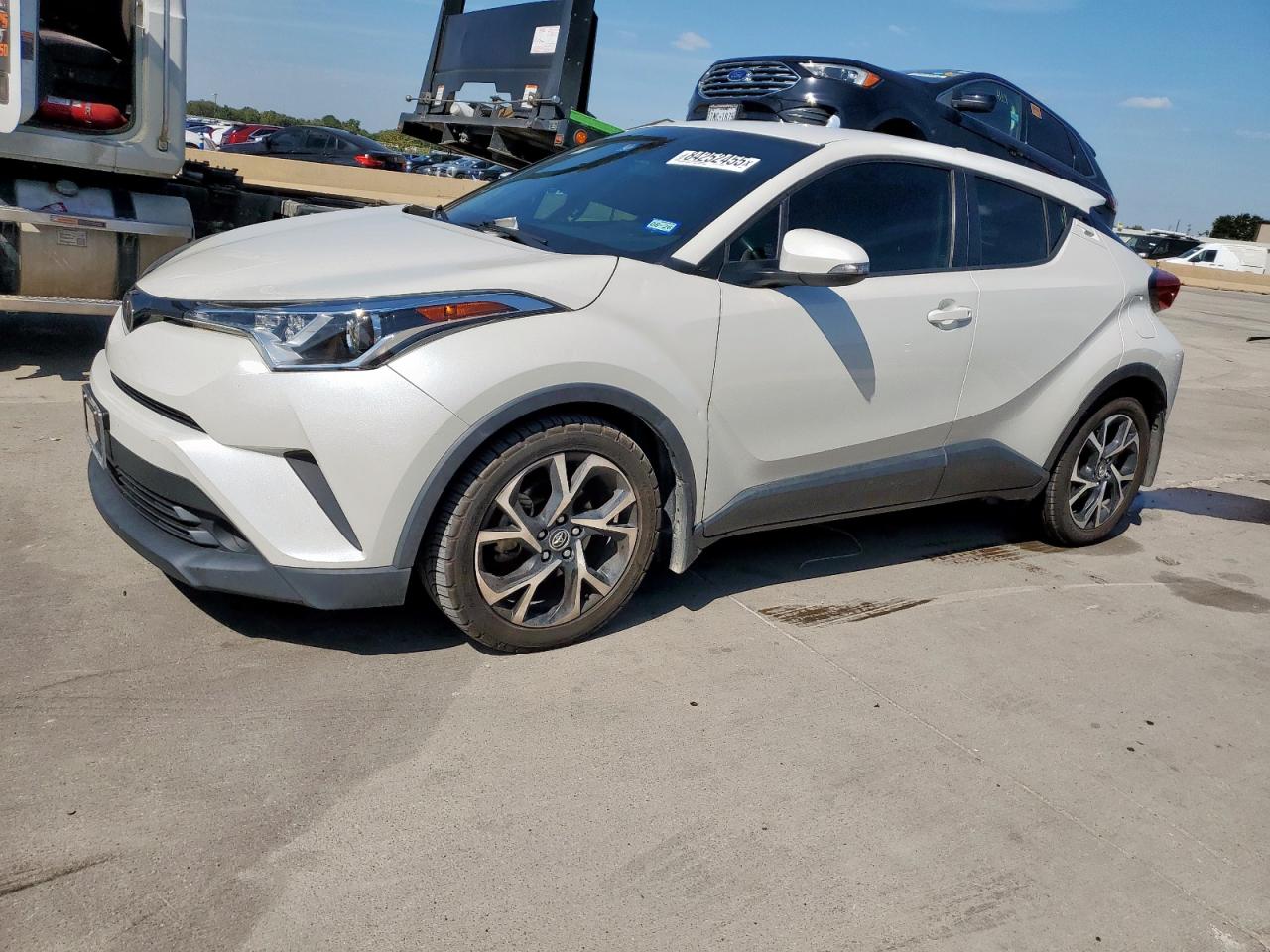 TOYOTA C-HR XLE