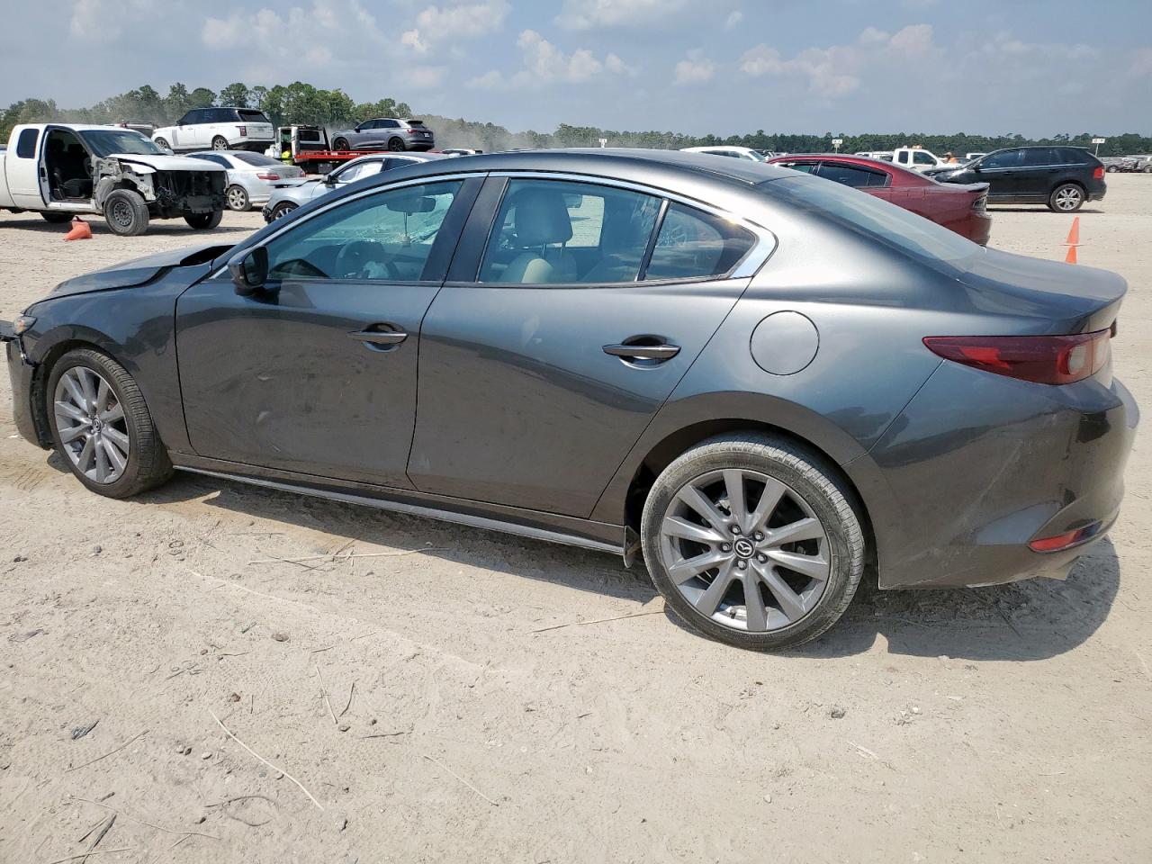 MAZDA 3 PREFERRED