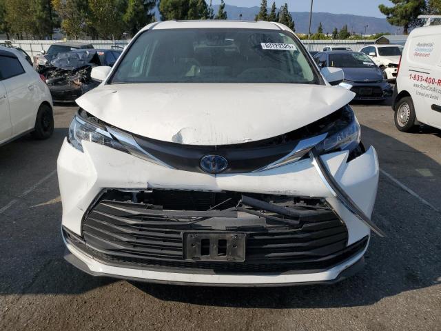 2023 TOYOTA SIENNA LE 5TDBRKECXPS149259