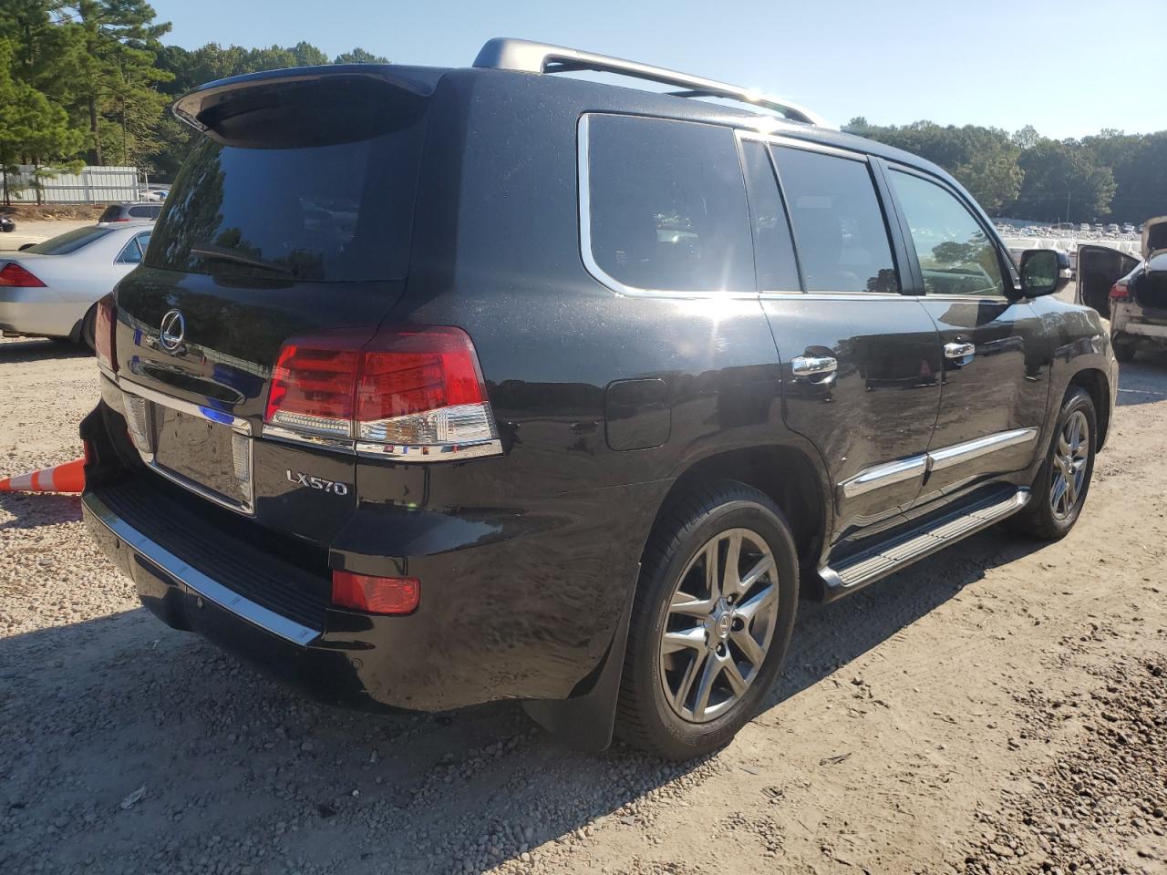 LEXUS LX 570