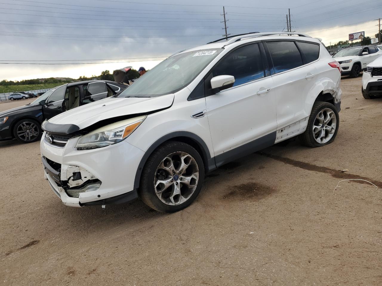FORD ESCAPE TITANIUM