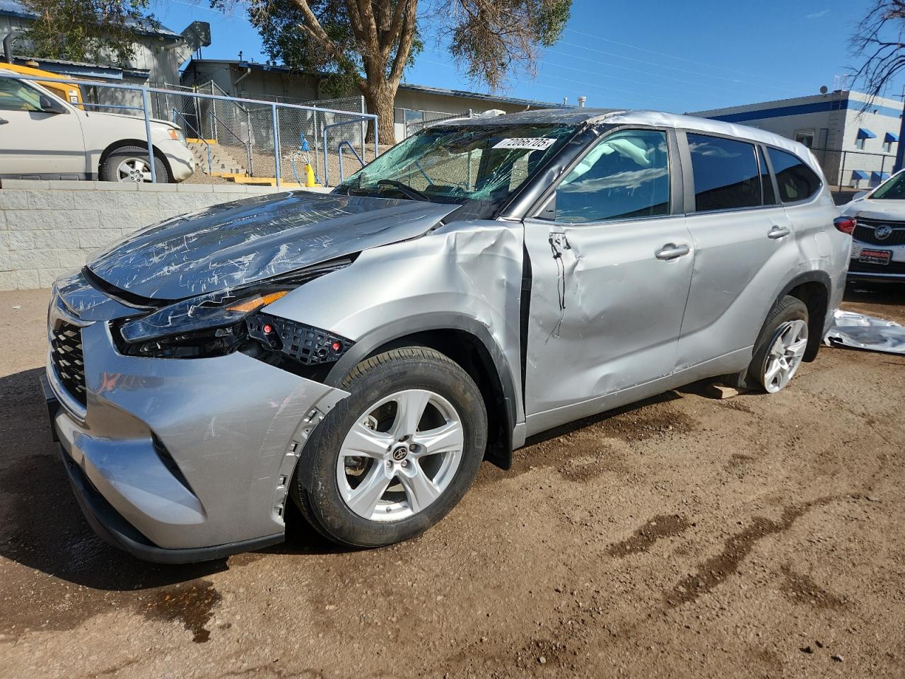 Lot #3245260595 2023 TOYOTA HIGHLANDER