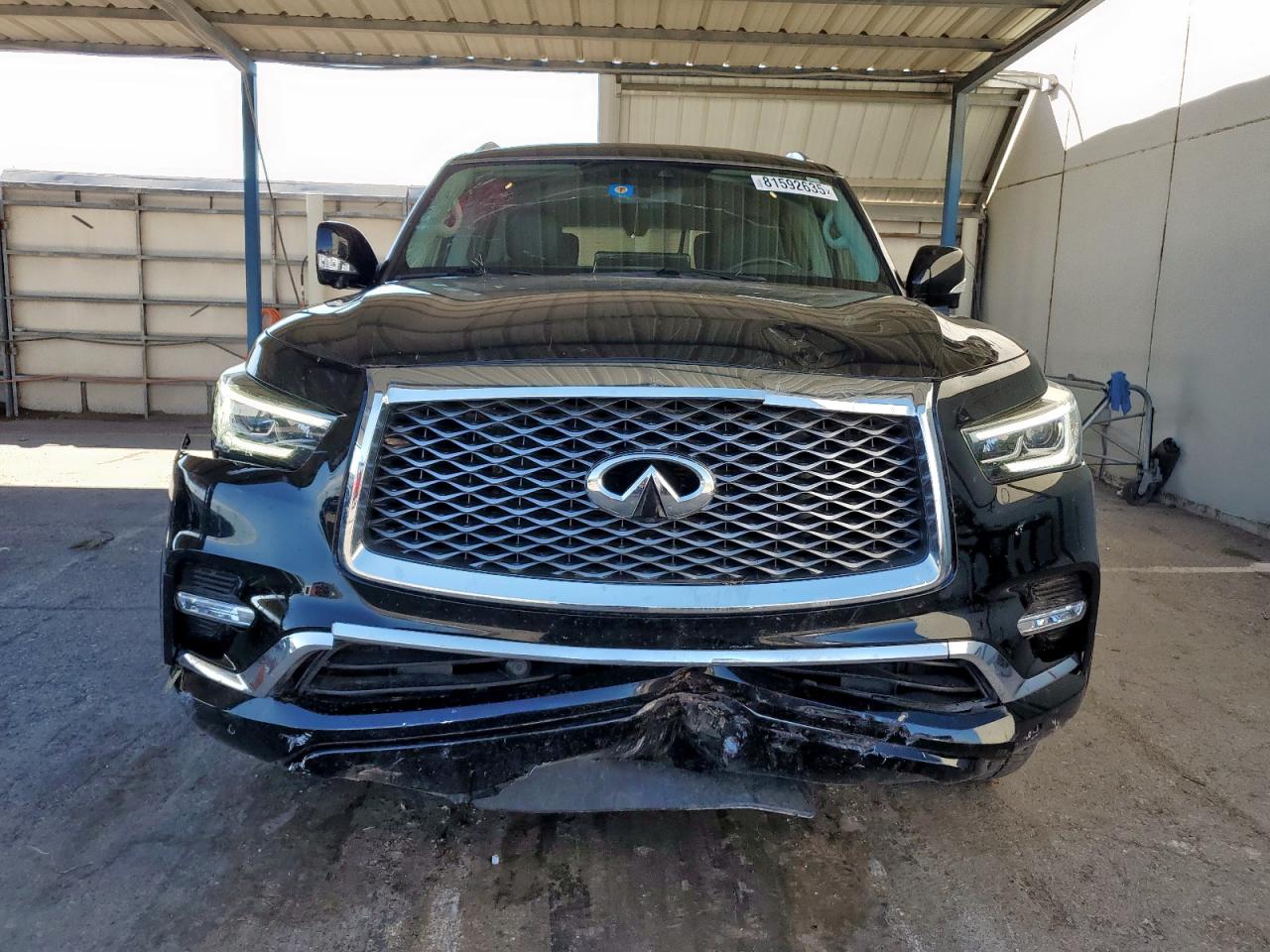 INFINITI QX80 LUXE