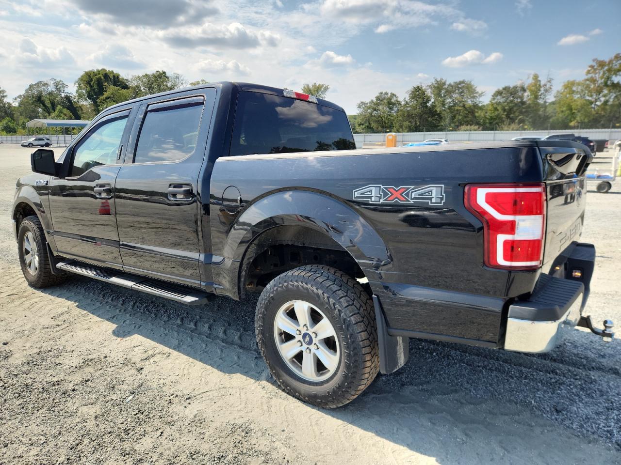 FORD F-150 SUPERCREW