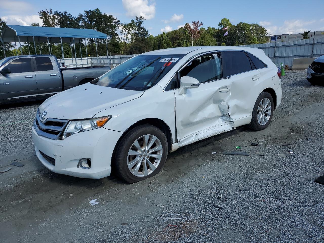 TOYOTA VENZA LE