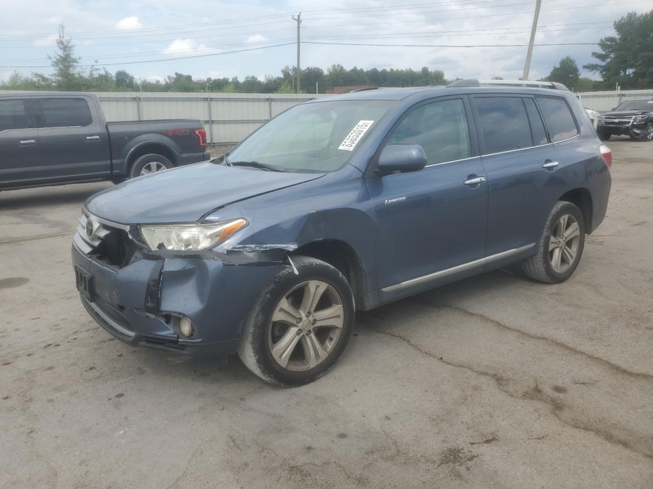 TOYOTA HIGHLANDER LIMITED