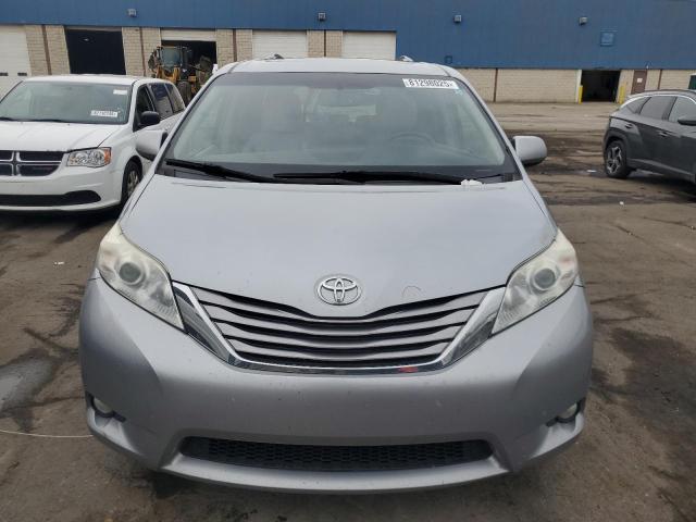 2017 TOYOTA SIENNA XLE 5TDYZ3DC6HS836547