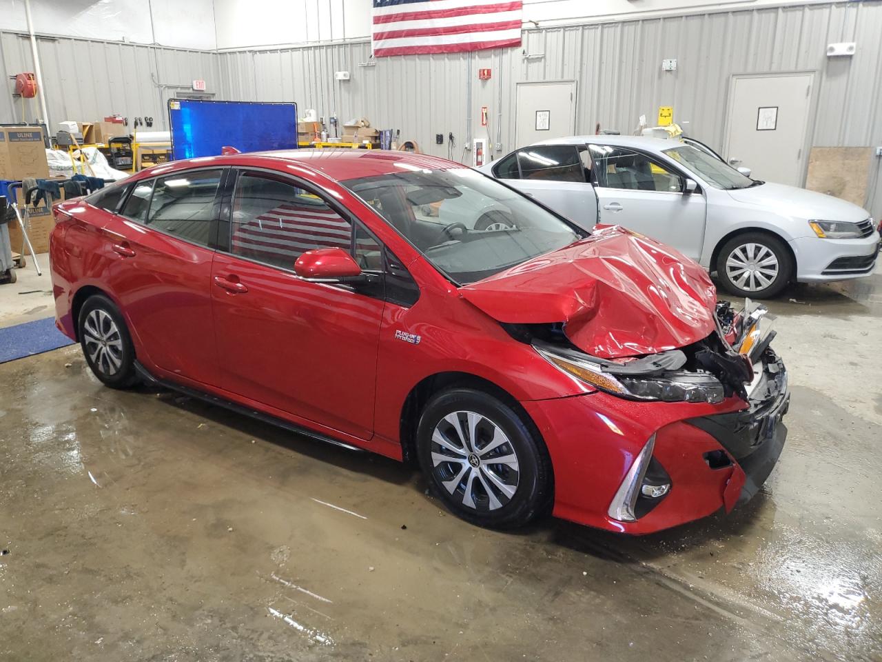 TOYOTA PRIUS PRIME LE