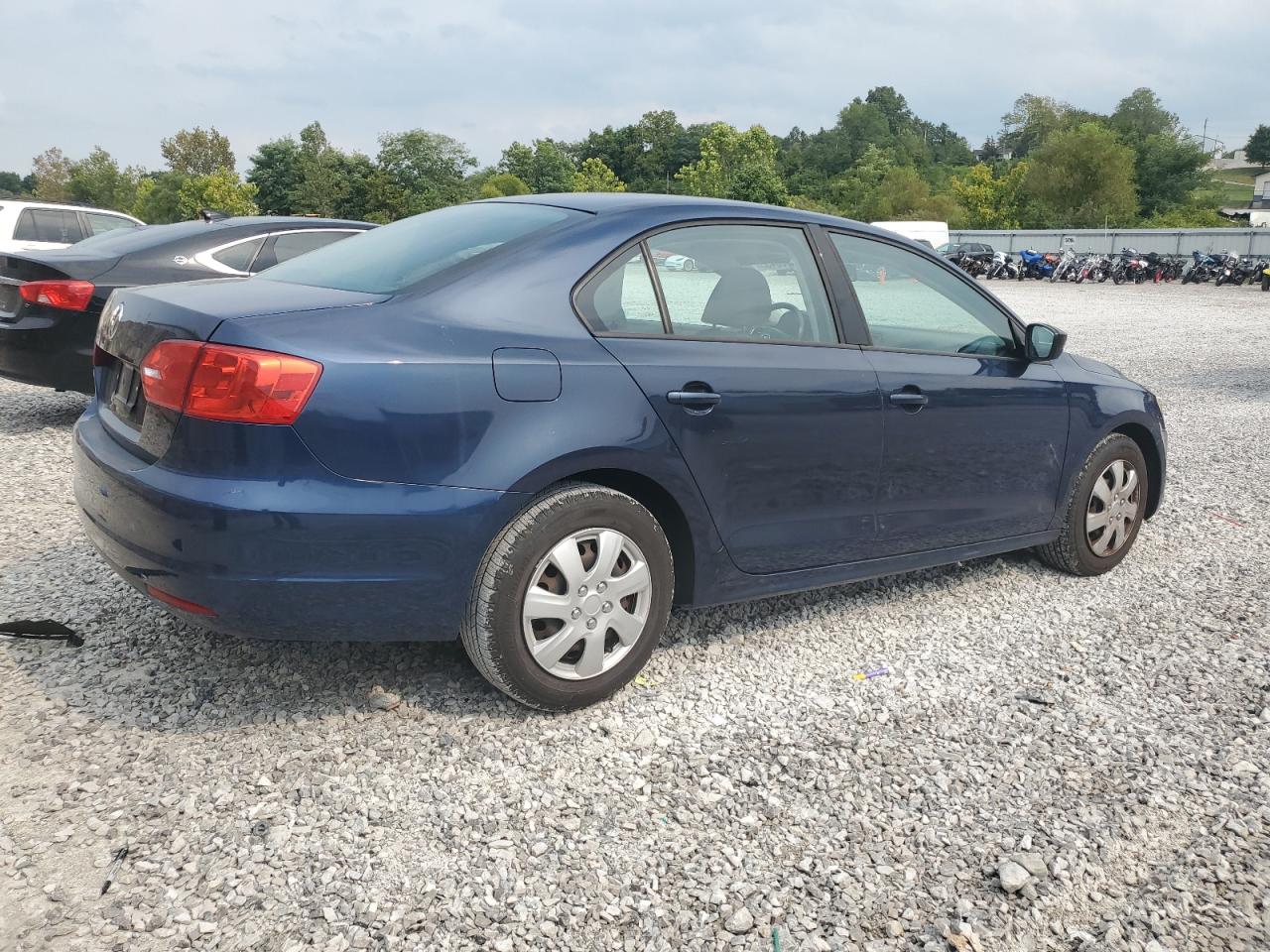 VOLKSWAGEN JETTA BASE