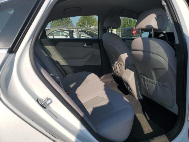 2015 HYUNDAI SONATA SE 5NPE24AF2FH164260