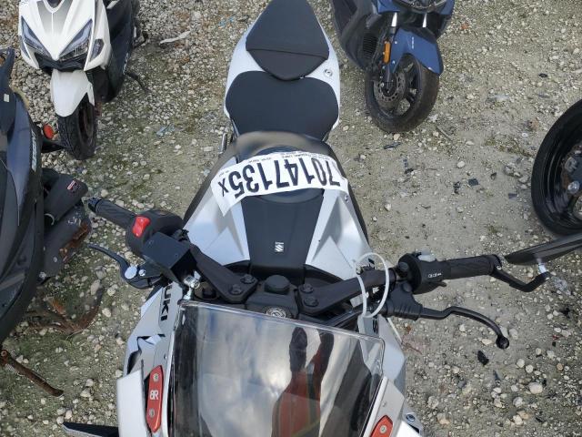 2024 SUZUKI GSX800 F JS1EM13B0R7100899