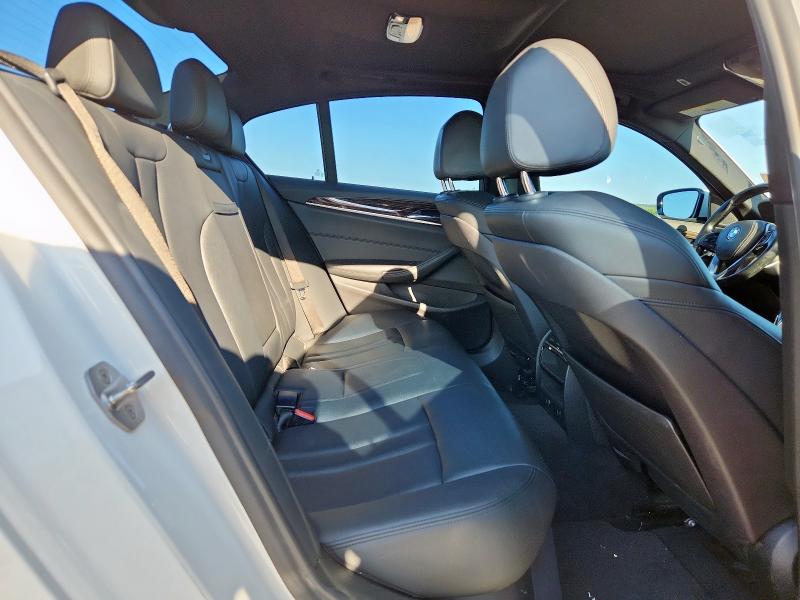 2018 BMW 530E WBAJA9C56JB034234