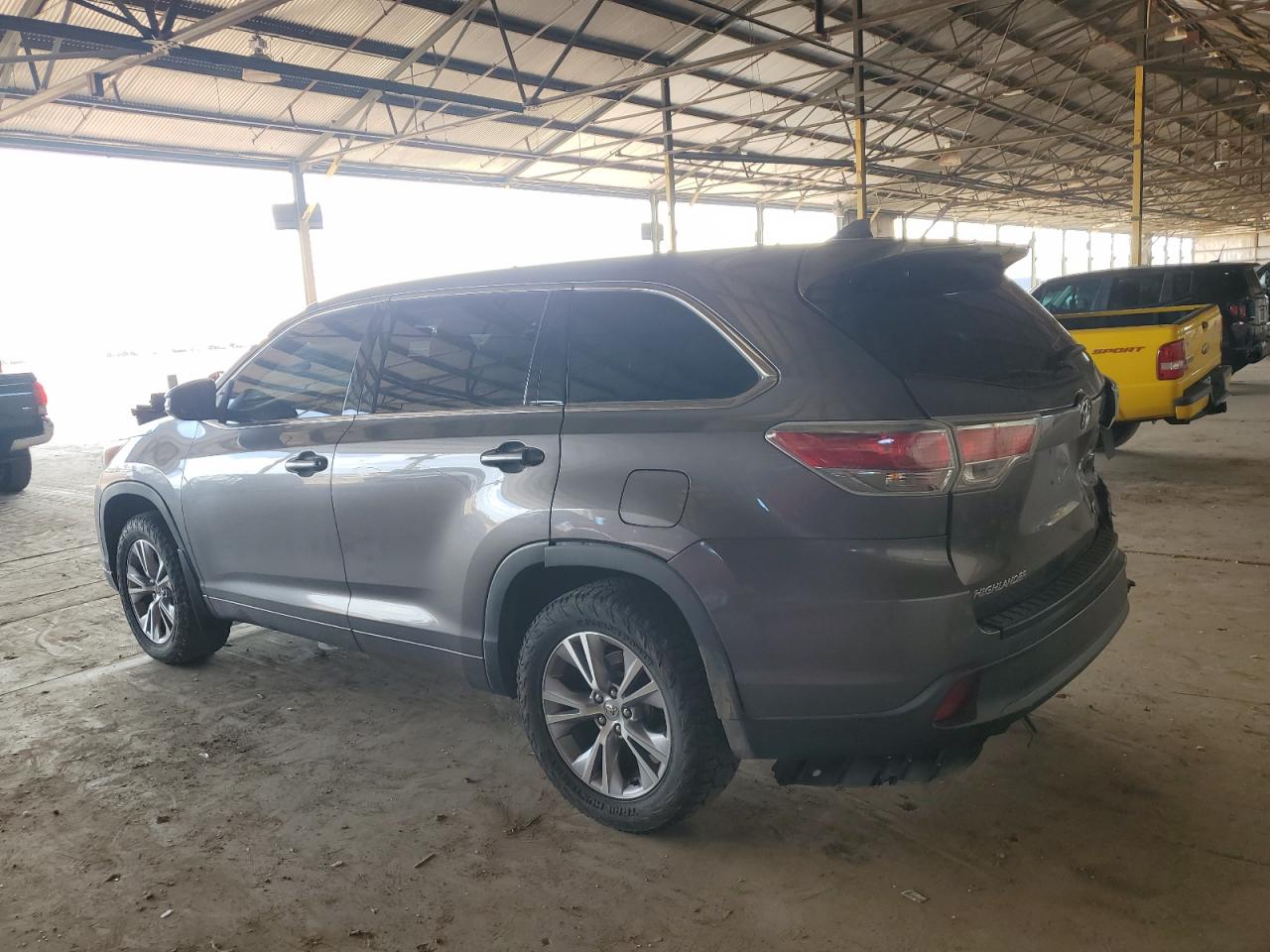TOYOTA HIGHLANDER LE