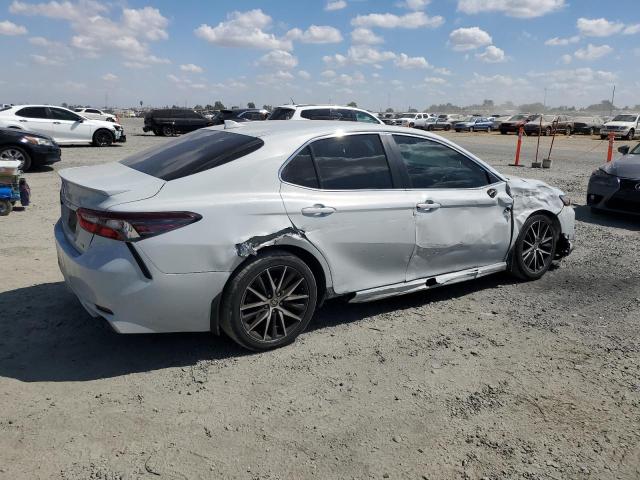 2022 TOYOTA CAMRY SE 4T1T11AK2NU070563