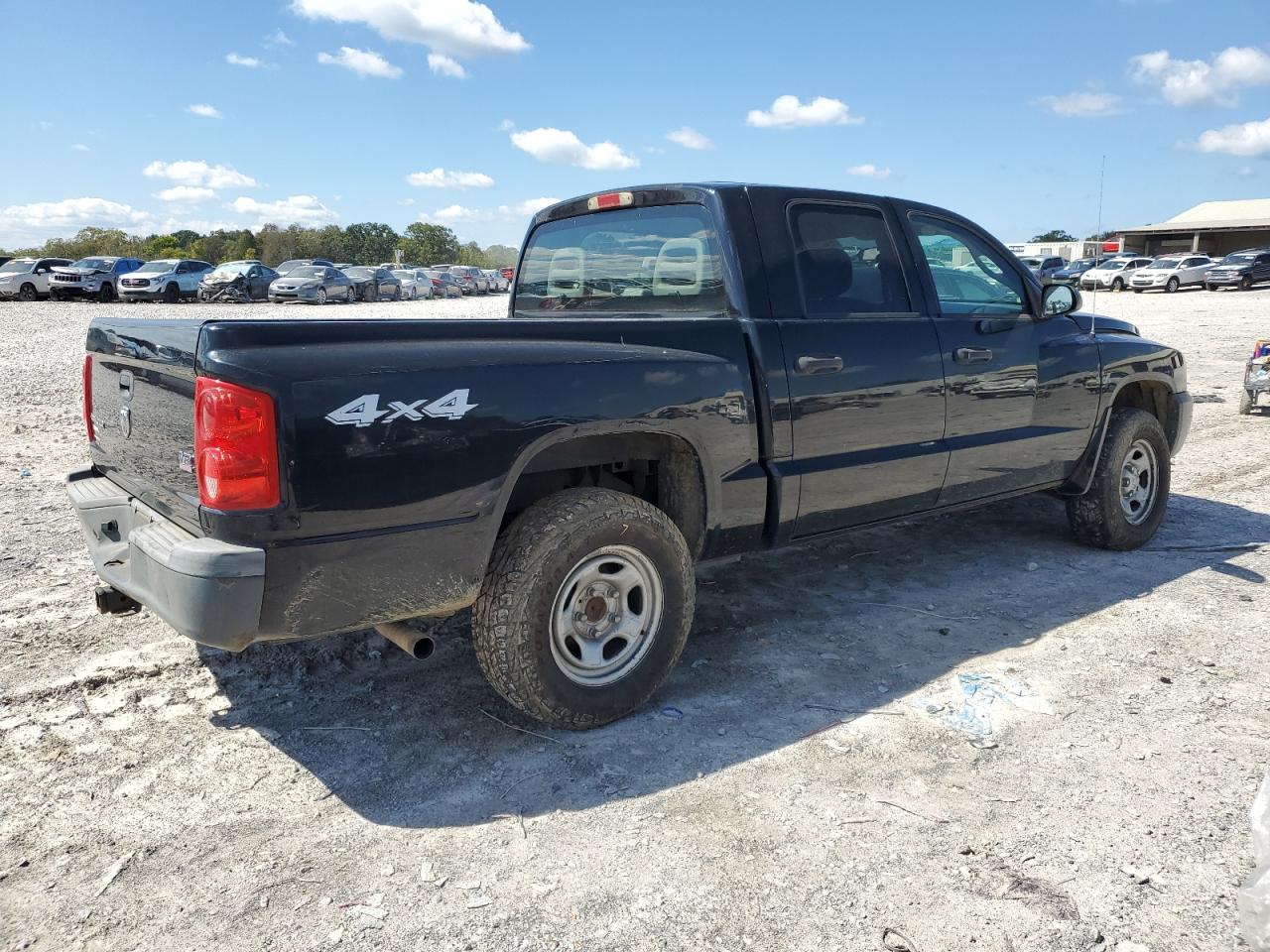 Lot #3282564879 2005 DODGE DAKOTA QUA