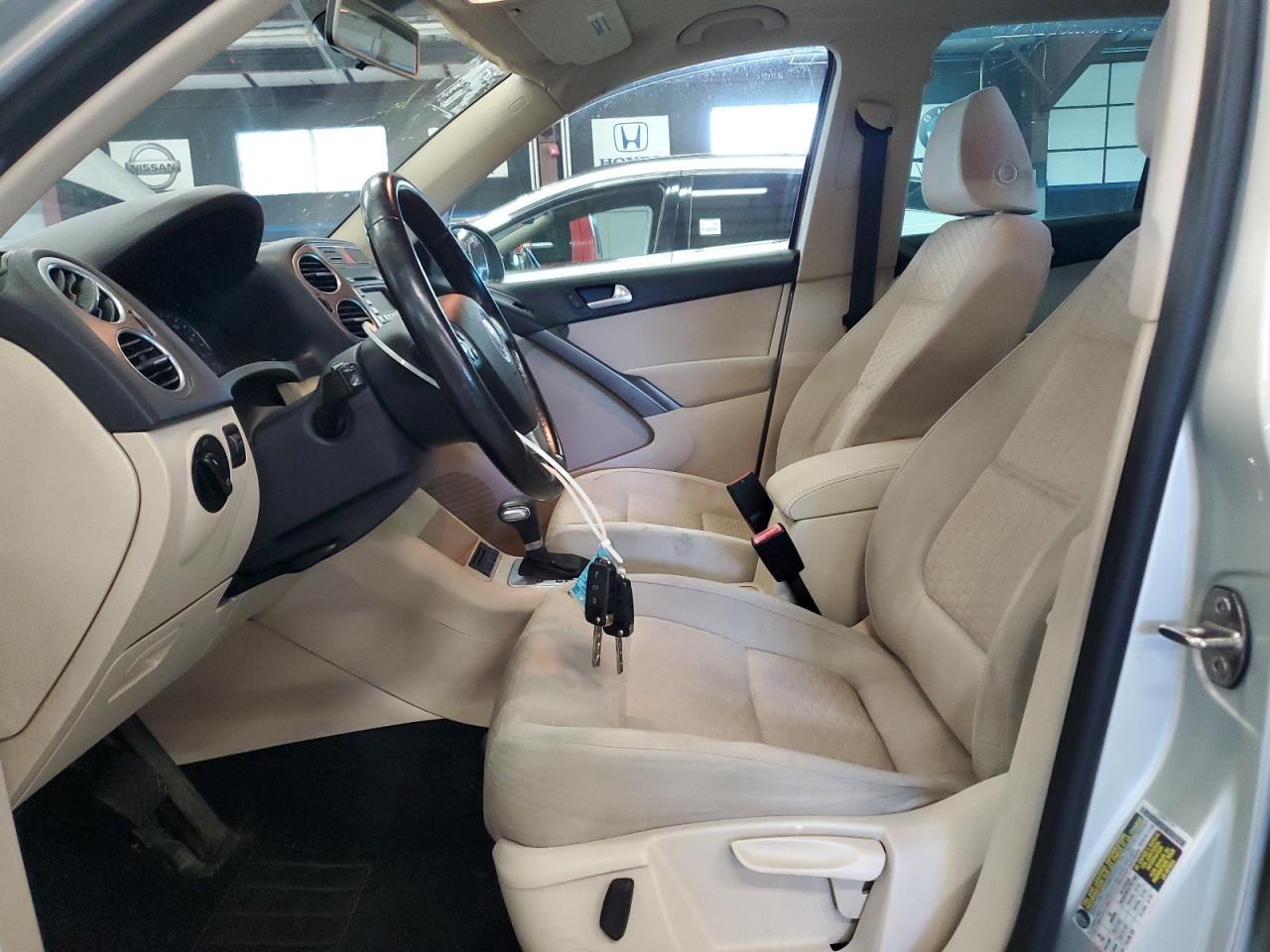 Lot #3230456575 2009 VOLKSWAGEN TIGUAN S