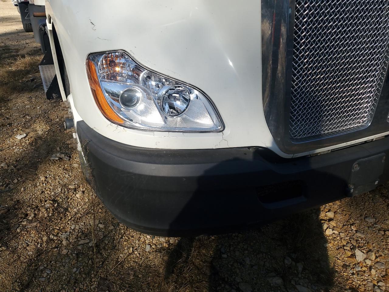 Lot #3265757907 2017 KENWORTH T680