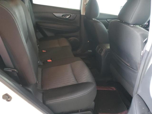 2017 NISSAN ROGUE S KNMAT2MT5HP605310