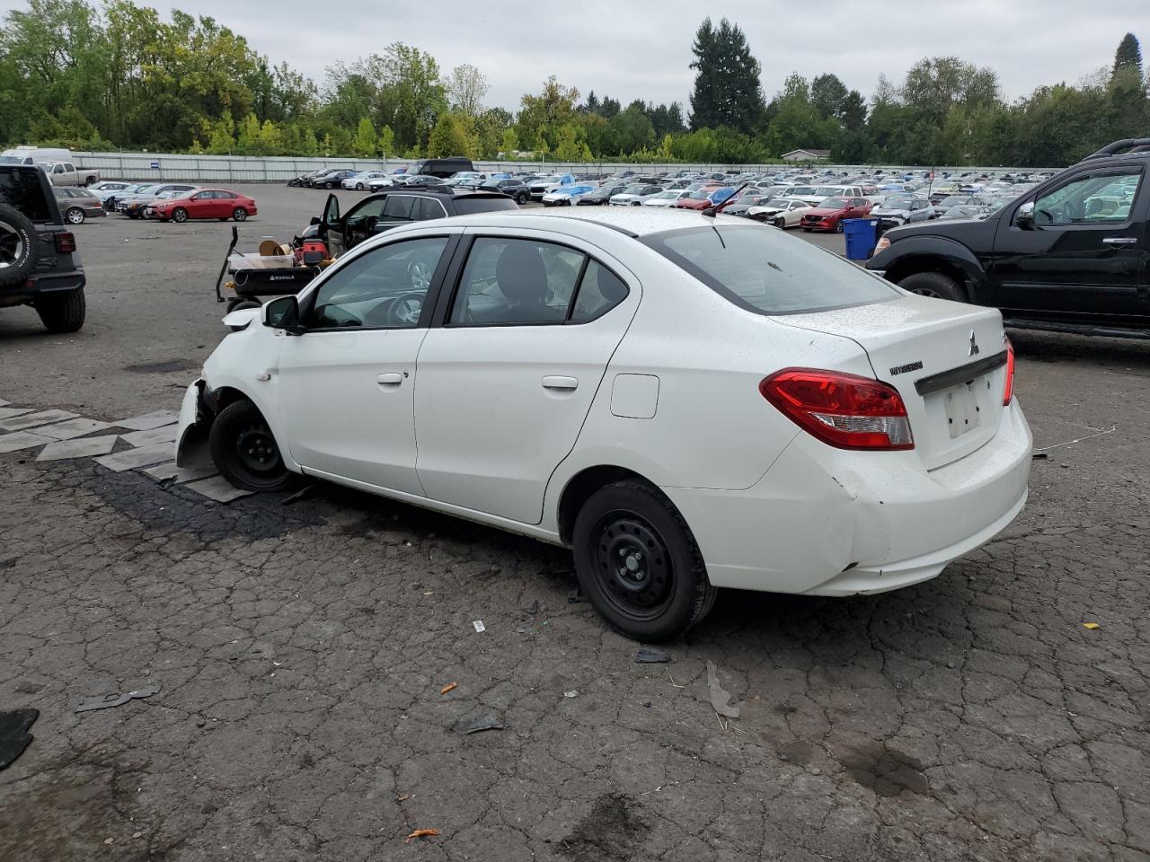 MITSUBISHI MIRAGE G4 ES