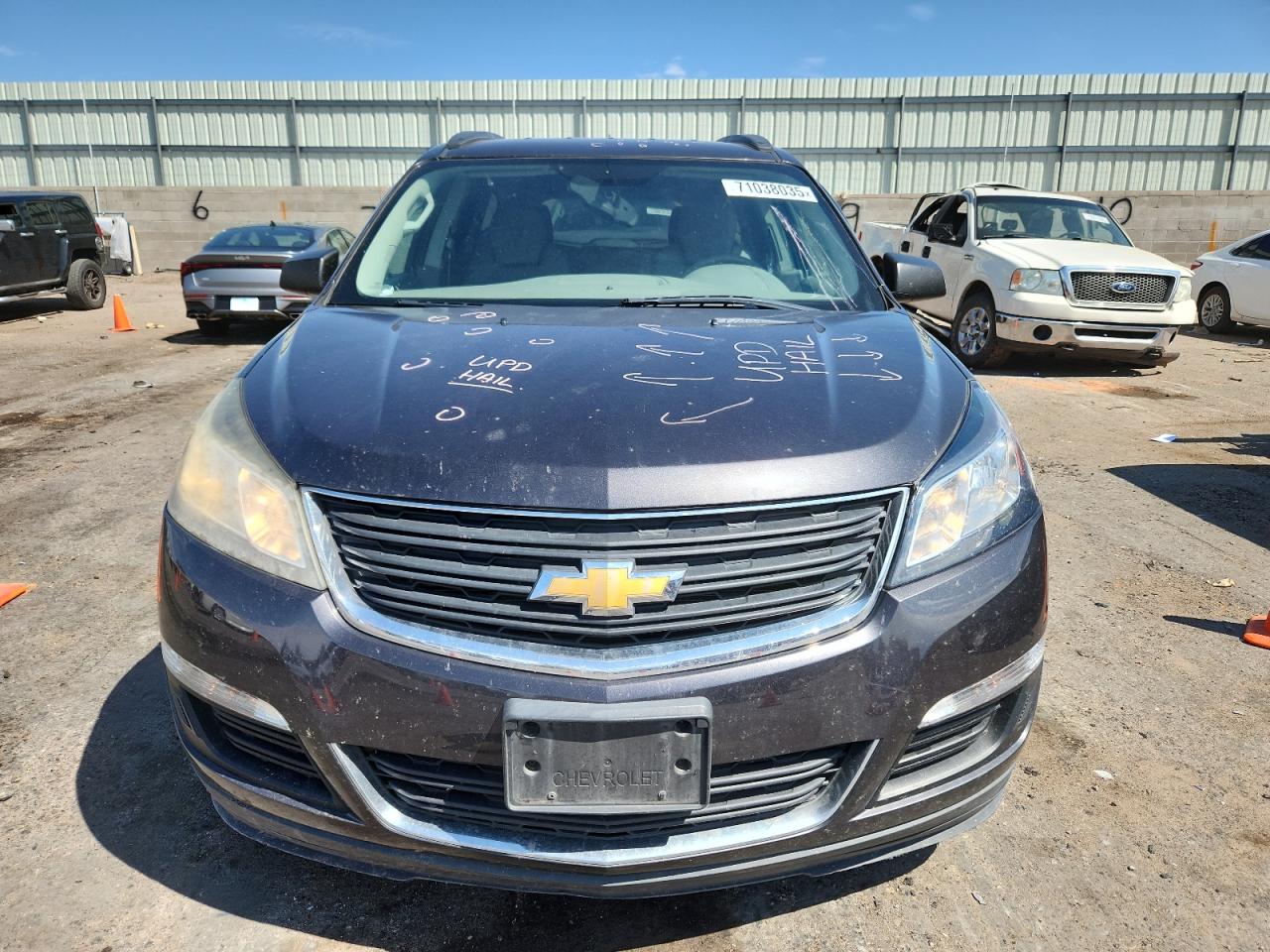 CHEVROLET TRAVERSE LS