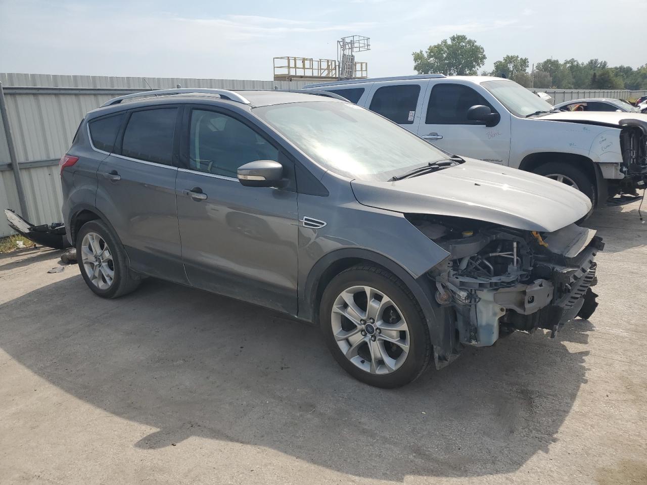 FORD ESCAPE TITANIUM