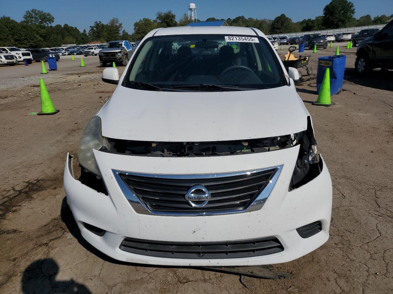 NISSAN VERSA S