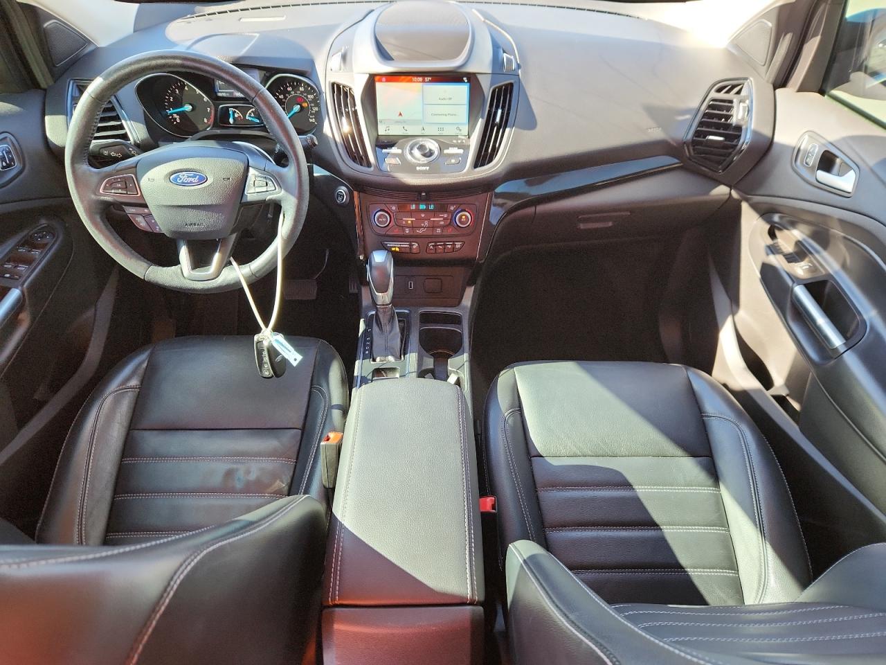 FORD ESCAPE TITANIUM